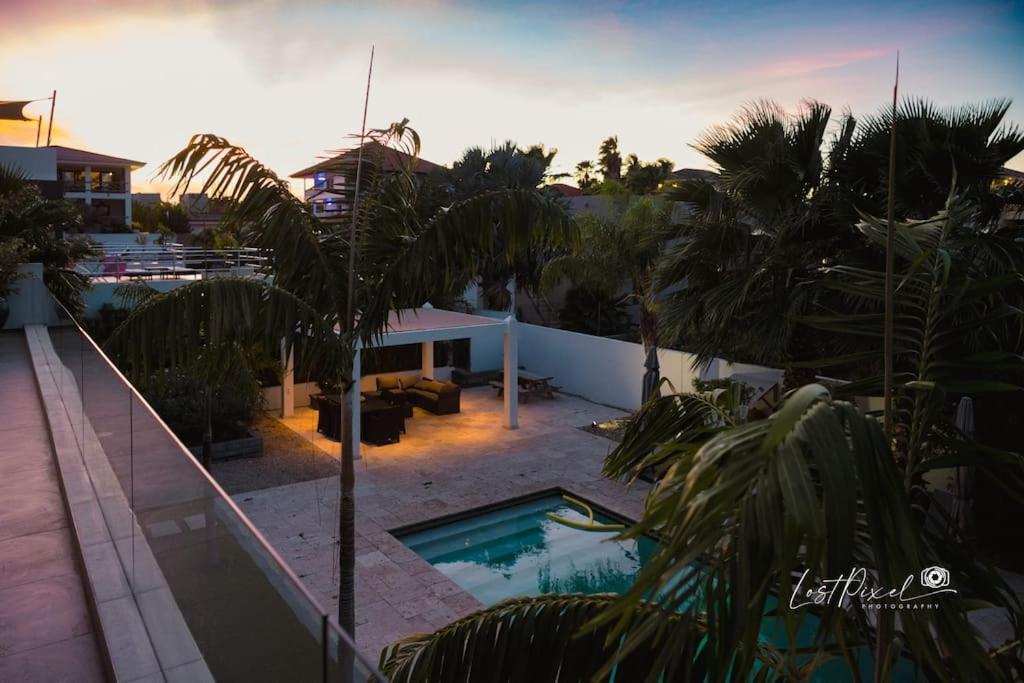 Goudhaen Luxury Private Apartments Jan Thiel Beach Exterior photo