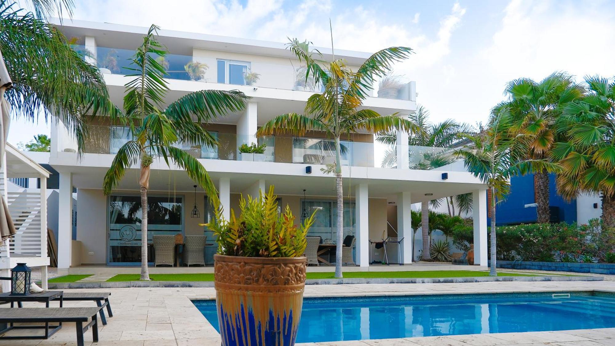 Goudhaen Luxury Private Apartments Jan Thiel Beach Exterior photo